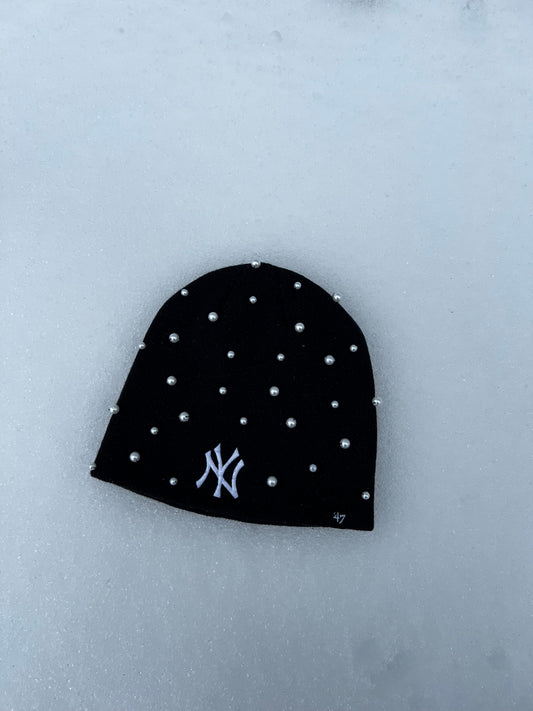 Pearl '47 Cuffless Beanie